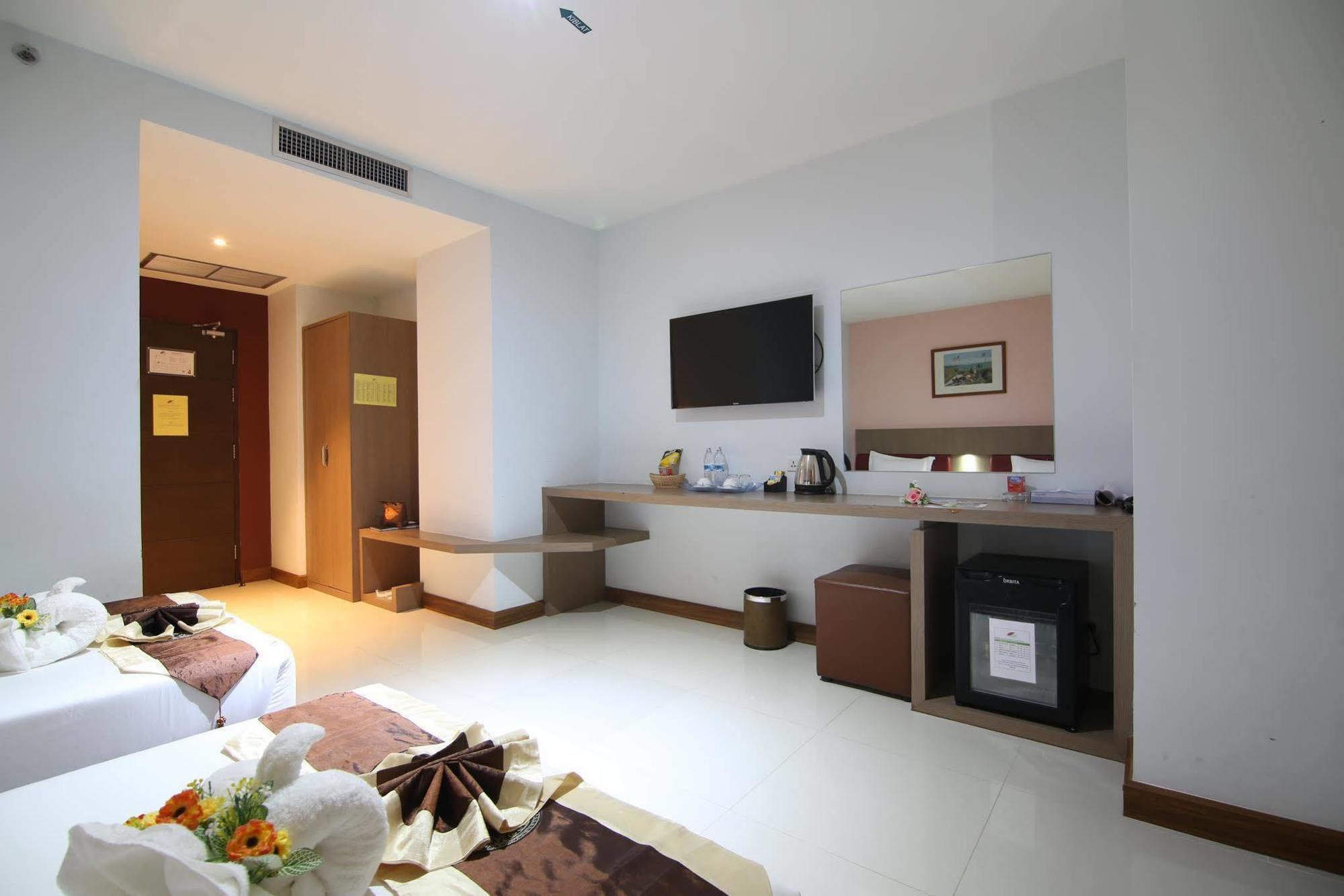 Grand Oliver Hotel Danok Sadao Екстер'єр фото